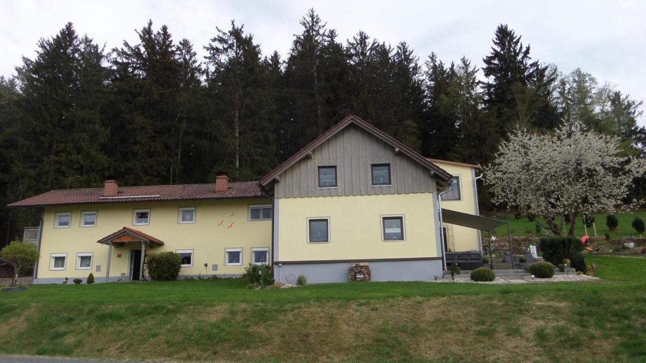 Fw & Fh Luesselfeld Apartment ซวีเซิล ภายนอก รูปภาพ